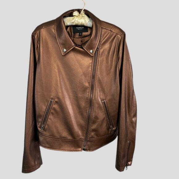 NWT Torrid Copper Faux Leather Asymmetrical Moto Jacket - Picture 7 of 16